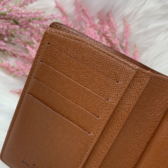 067 Authentic Louis Vuitton Monogram Kiss Lock Wallet Datecode: SB1005 - Picture 8 of 12